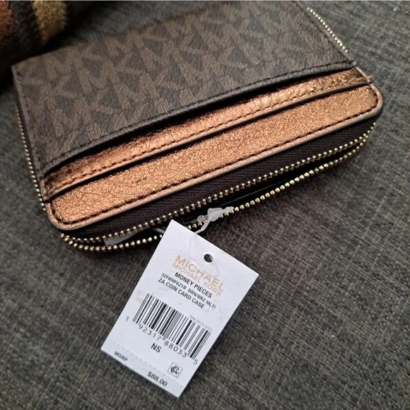 NWT MK Whitney Tote Set S Very Beautiful Love this tote and Matching Wallet!